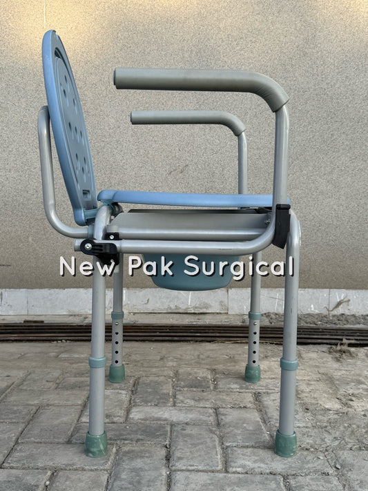 # Ky 800  Commode Chair